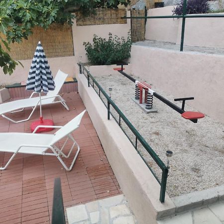 Big And Spacious Apartment In The Heart Of Omiš Extérieur photo