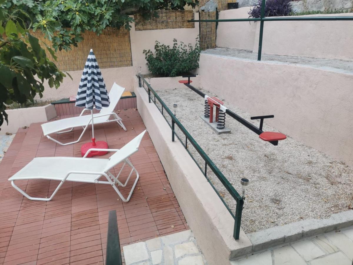 Big And Spacious Apartment In The Heart Of Omiš Extérieur photo